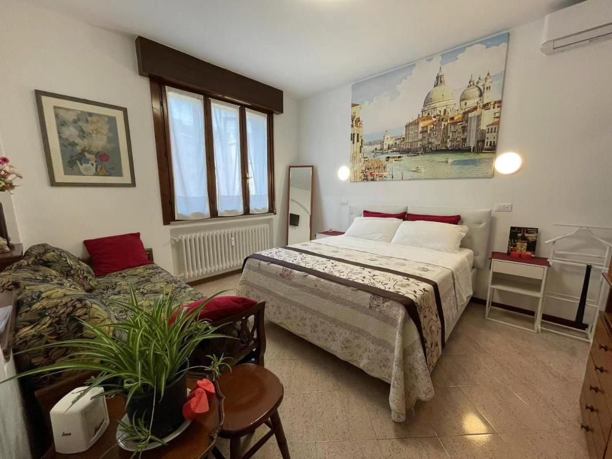 Sogna Venezia 15 Apartment เมสเตร ภายนอก รูปภาพ